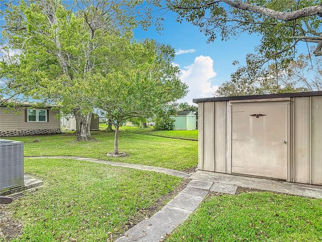 804 Swallow Ln, House other with 2 bedrooms, 2 bathrooms and null parking in OSTEEN FL | Image 26