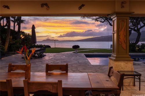 365 Portlock Rd, Honolulu, HI, 96825-2028 | Card Image