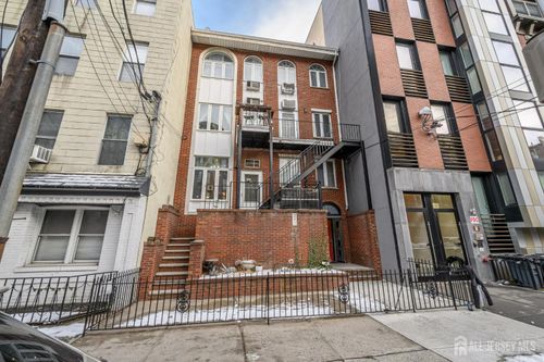 apt-1f-117 Clinton St, Hoboken, NJ, 07030-2595 | Card Image