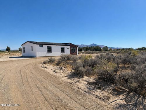 7160 Market Street, Winnemucca, NV, 89445 | Card Image