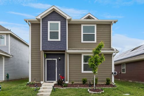 5725 Willamette Dr, Fort Worth, TX, 76119-7074 | Card Image
