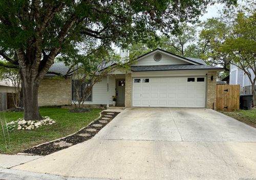 6402 Ridgehurst, San Antonio, TX, 78250-5007 | Card Image
