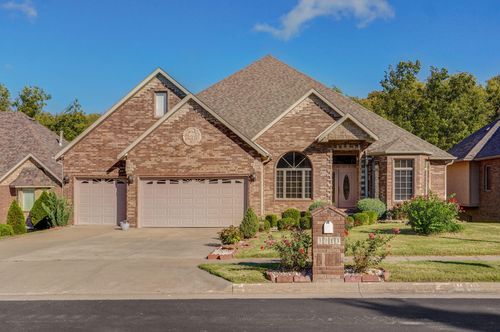 3913 W Maplewood St, Springfield, MO, 65807-5408 | Card Image