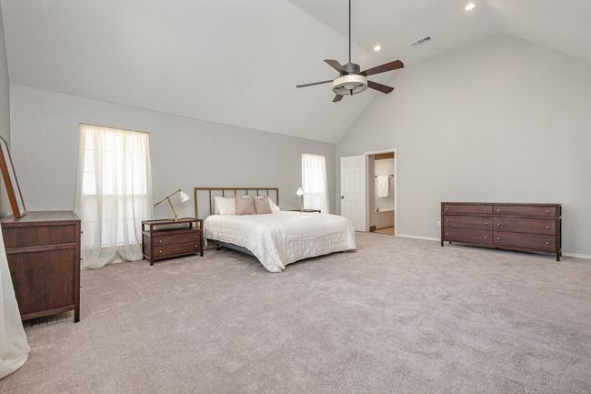 Primary bedroom open to ensuite bah and lots of room for additional sitting area | Image 18