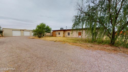 3206 Maese Ln, Las Cruces, NM, 88007-5019 | Card Image