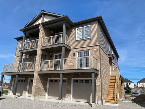 31a Pumpkin Corner Cres, Barrie, ON, L9J0T5 | Card Image