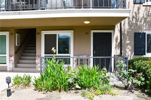 660 S Glassell St, Orange, CA, 92866-3001 | Card Image