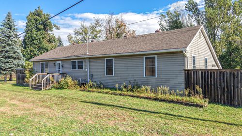 3323 Park Rd, Severn, ON, L3V0V9 | Card Image