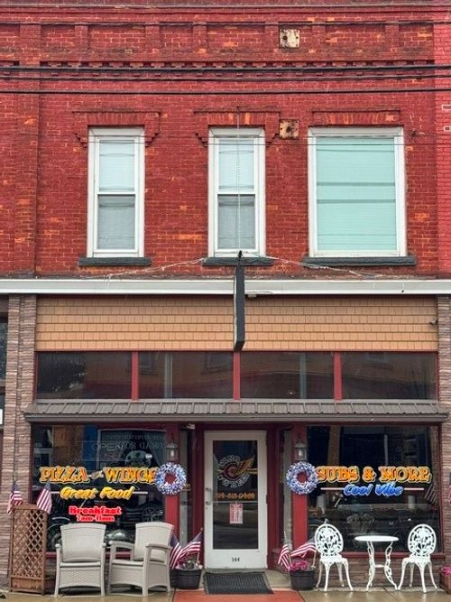 144 Erie St, Linesville, PA, 16424-9228 | Card Image