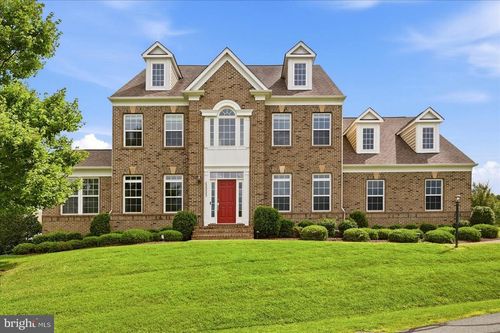 42093 Lochiel Ln, LEESBURG, VA, 20176-7627 | Card Image