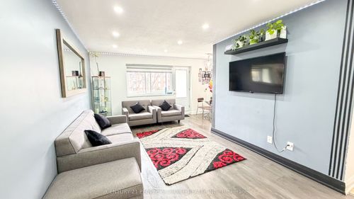 201-2485 Woking Cres, Mississauga, ON, L5K1Z6 | Card Image