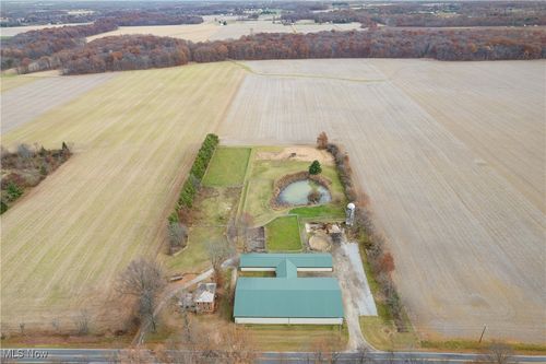 2941 Vandemark Rd, Litchfield, OH, 44253-9513 | Card Image