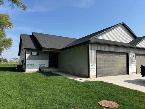 202 E Lillian, Conrad, IA, 50621 | Card Image