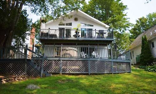 124 East St, Wolcott, CT, 06716-2930 | Card Image