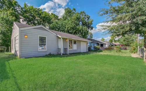 6830 New York St, Houston, TX, 77021-5050 | Card Image