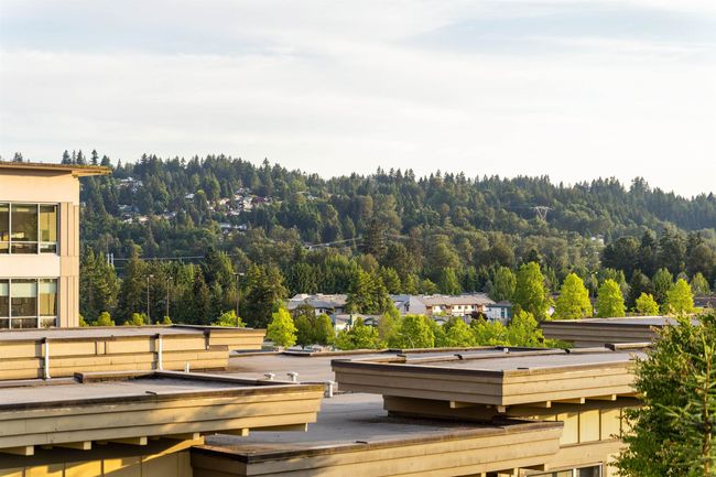706 - 2959 Glen Dr, Condo with 1 bedrooms, 1 bathrooms and 1 parking in Coquitlam BC | Image 28