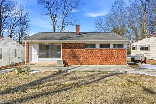 206 Paramount St, High Point, NC, 27260-6056 | Card Image