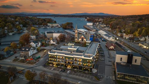 205-51 Elm St, Laconia, NH, 03246-2415 | Card Image