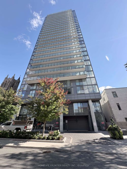 1805-99 Foxbar Rd, Toronto, ON, M4V0B2 | Card Image