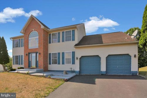 87 Oak Ledge Ave, SCHUYLKILL HAVEN, PA, 17972-9738 | Card Image