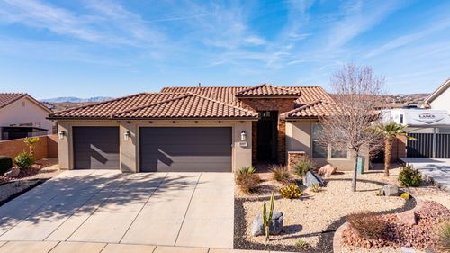 687 N Millcreek Springs Dr, Washington, UT, 84780-1210 | Card Image