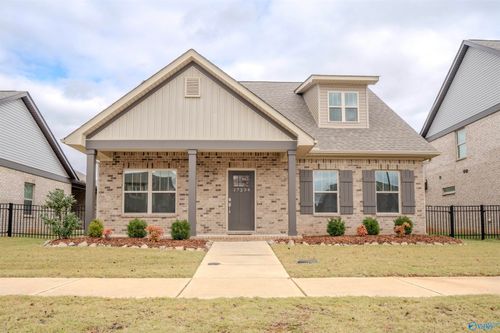 17234 Chelsea St, Athens, AL, 35611-2224 | Card Image