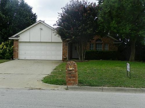 944 Meadow Cir S, Keller, TX, 76248-3629 | Card Image