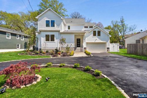 596 White Oak Ridge Rd, Short Hills, NJ, 07078-1368 | Card Image