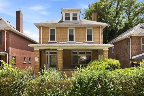 2728 Woodstock Ave, Swissvale, PA, 15218-2216 | Card Image
