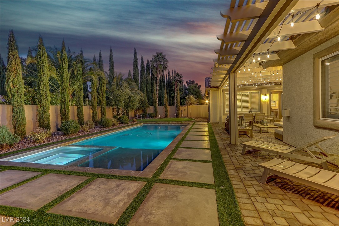 Pendini Point Ct, Las Vegas, NV 89141