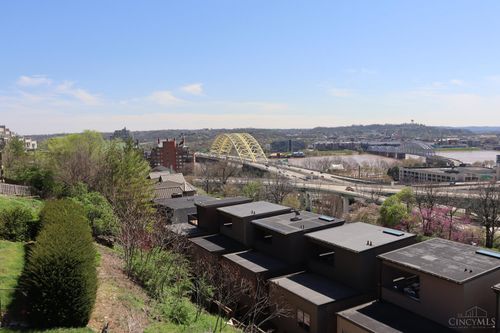 399 Oregon St, Cincinnati, OH, 45202 | Card Image