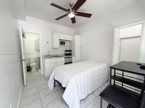 6-1455 Michigan Ave, Miami Beach, FL, 33139-3870 | Card Image