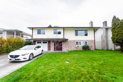 7111 Cavelier Crt, Richmond, BC, V7C4J7 | Card Image