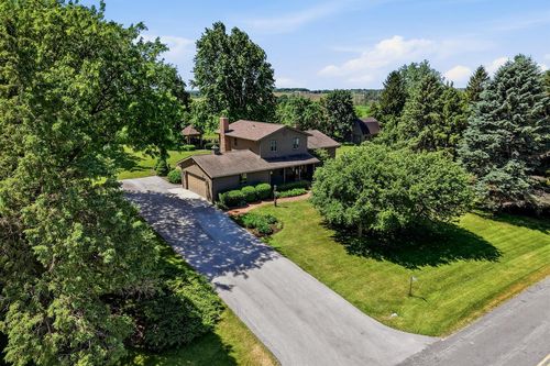 W1325 Hemauer Drive, New Holstein, WI, 53061 | Card Image