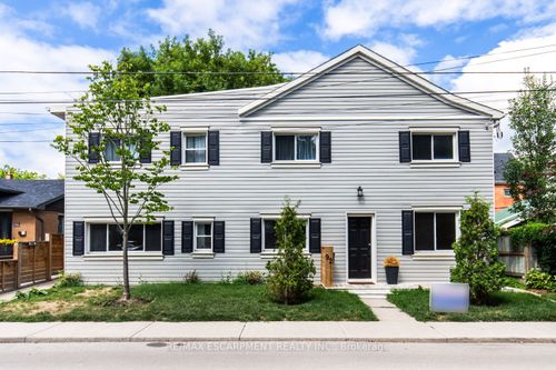 92 Pearl St S, Hamilton, ON, L8P3X2 | Card Image