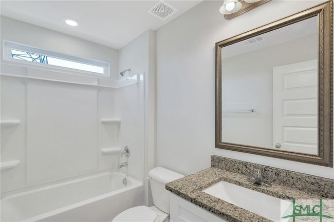 Photo is of another unit and does not represent the design selections in all units. | Image 19
