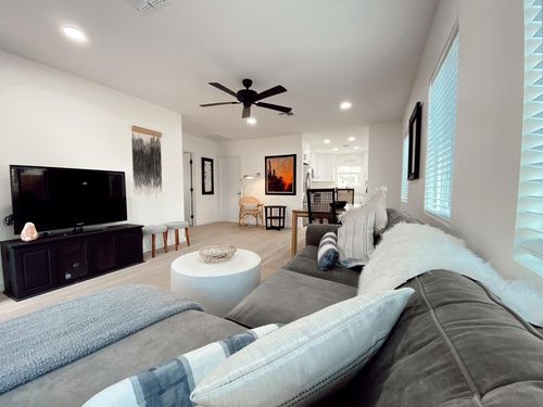 3-2502 N 29th Pl, Phoenix, AZ, 85008-2045 | Card Image