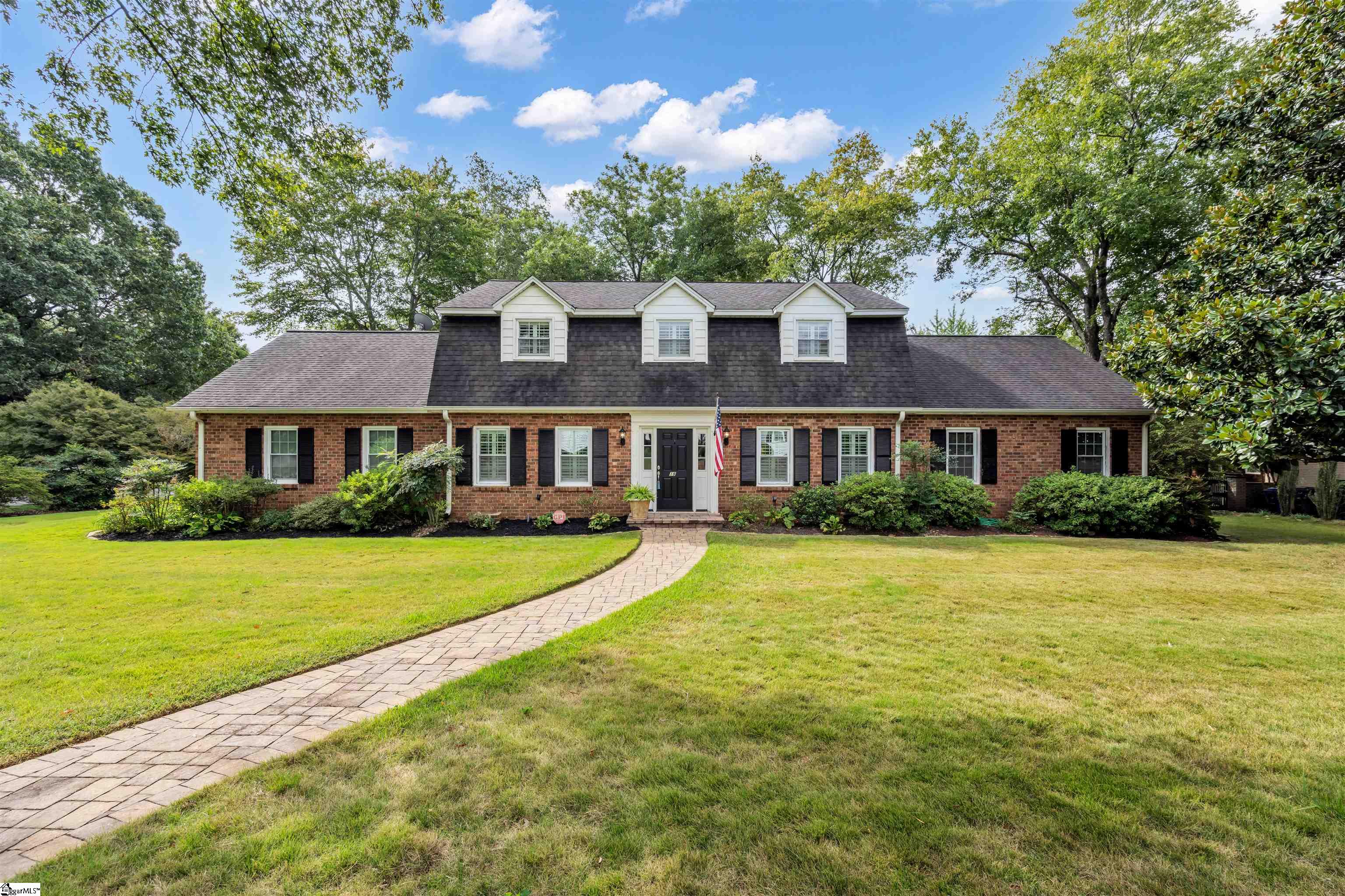 Meadow Ln, Greenville, SC 29615