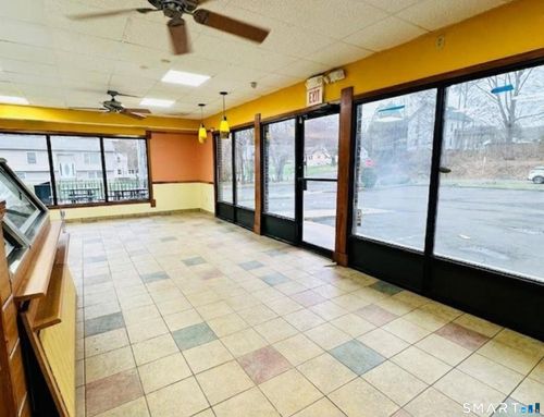 4-325 Chamberlain Highway, Meriden, CT, 06451 | Card Image