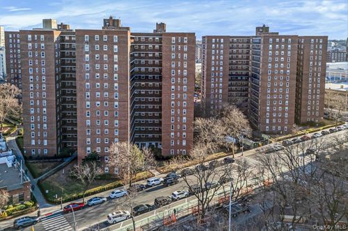 14n-9740 62nd Dr, Rego Park, NY, 11374-1328 | Card Image