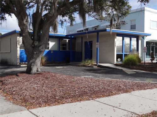 3863 Central Avenue, ST PETERSBURG, FL, 33710 | Card Image