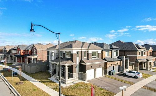 1 Boothill Dr, Brampton, ON, L7A5E5 | Card Image