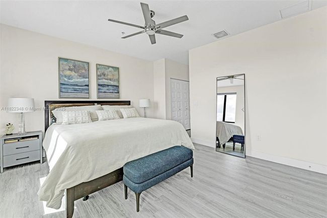 4690 Nw 84 Th Ave, Townhouse with 3 bedrooms, 5 bathrooms and null parking in Doral FL | Image 20