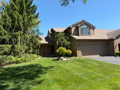 1261 Laurel View Dr, Ann Arbor, MI, 48105-9765 | Card Image
