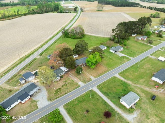 2042 Pinetops Crisp Rd, House other with 3 bedrooms, 2 bathrooms and null parking in Pinetops NC | Image 5