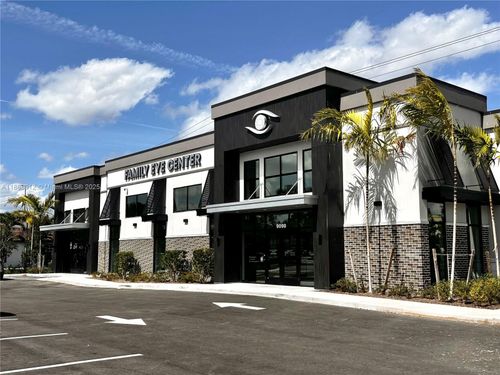 9090 W State Road 84, Davie, FL, 33324-4436 | Card Image
