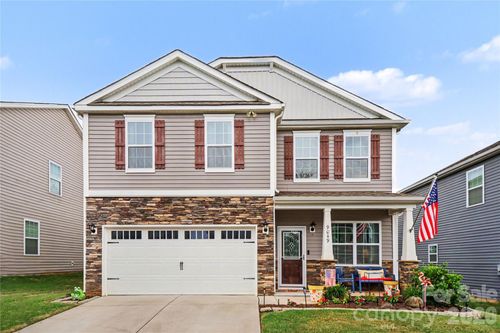 9049 Remnick Dr, Gastonia, NC, 28056-9537 | Card Image