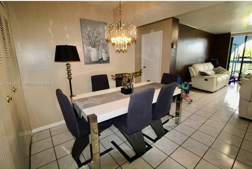apt-503-9440 Fontainebleau Blvd, Miami, FL, 33172-5559 | Card Image
