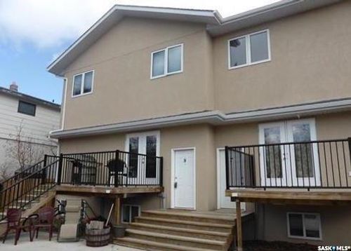7-211 20th St W, Prince Albert, SK, S6V4G5 | Card Image