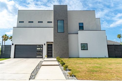 4312 Zanesville Ave, McAllen, TX, 78503-2111 | Card Image